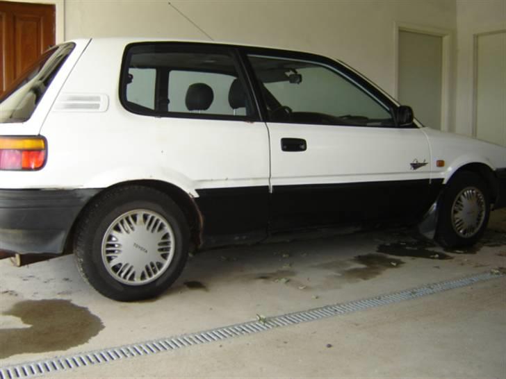 Toyota Corolla E90 :Smadret: billede 4