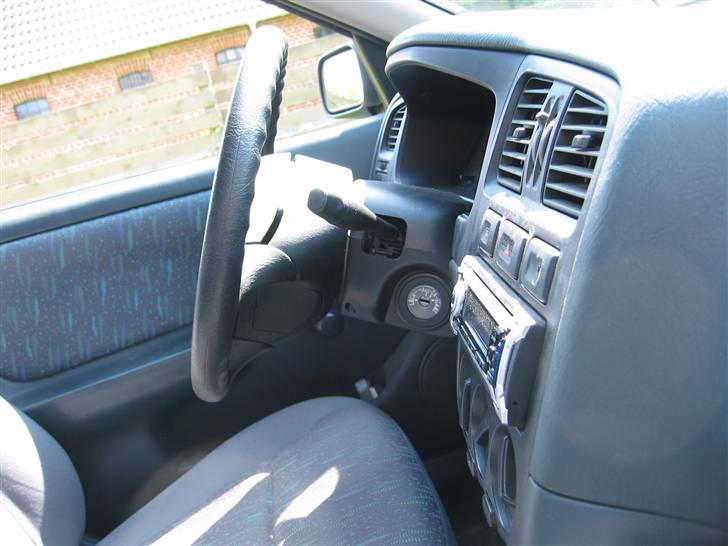 Nissan Primera GX P11 [Solgt] billede 12