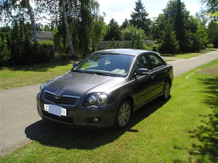 Toyota Avensis sol+ - Så fik den lille familie ny Toyota billede 1