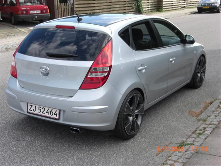 Hyundai I30 CRDI Style SOLGT! billede 3