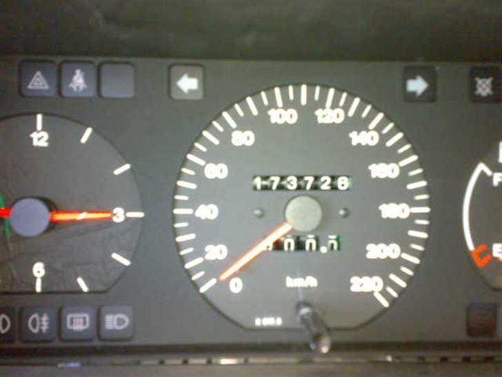 Volvo 440 DL ***SOLGT*** - Km på donorbil og dermed min frisk ilagte motor billede 15