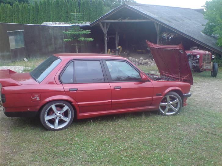 BMW 320i ^ solgt ^ billede 7