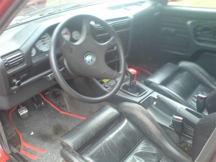 BMW 320i ^ solgt ^ billede 8