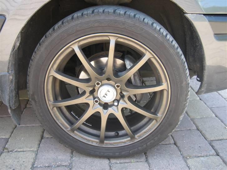 Mazda 323i BG *solgt* billede 5