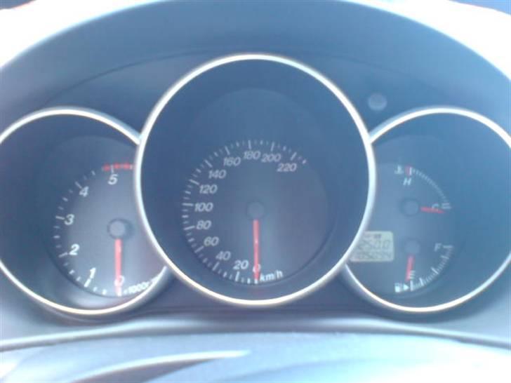 Mazda 3 sedan :SOLGT. billede 1