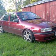 Opel vectra 1.8i