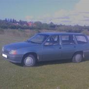 Opel Kadett 1.3 S