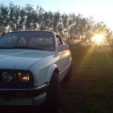 BMW 320i E30 byttet for sub 