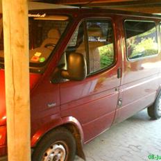 Ford transit 100s combi