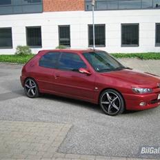 Peugeot 306