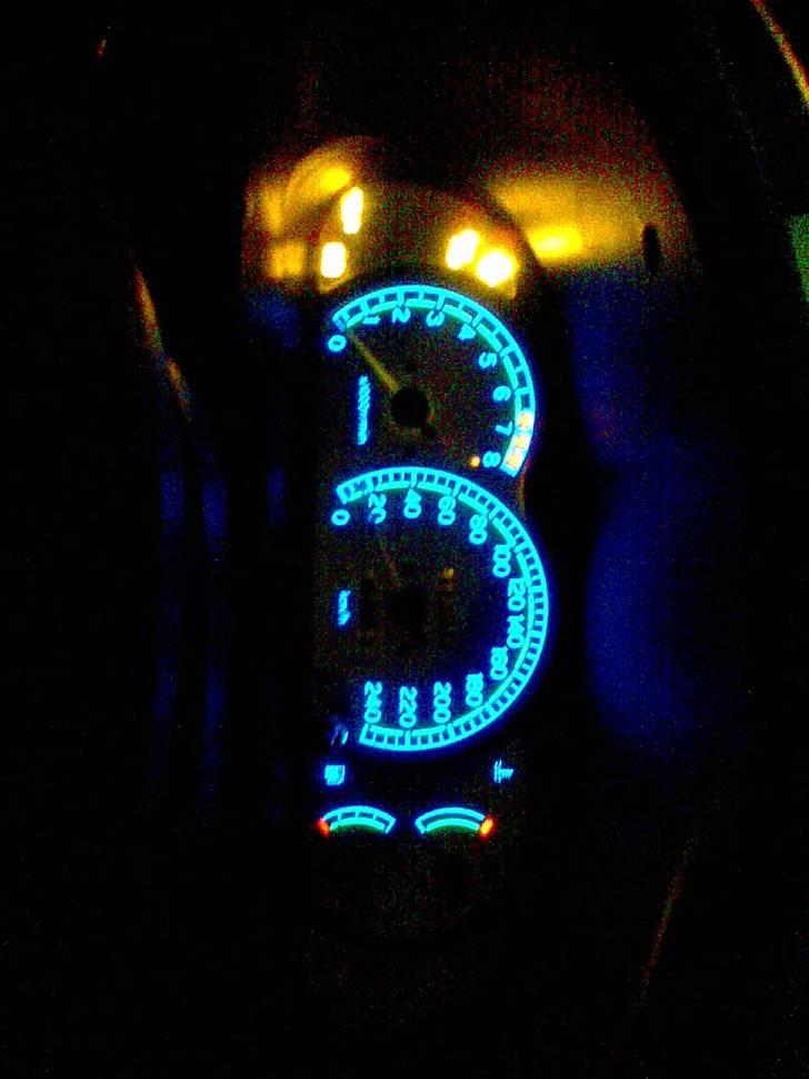 Mitsubishi  colt R.I.P - så kom der plasmaskiver i billede 14