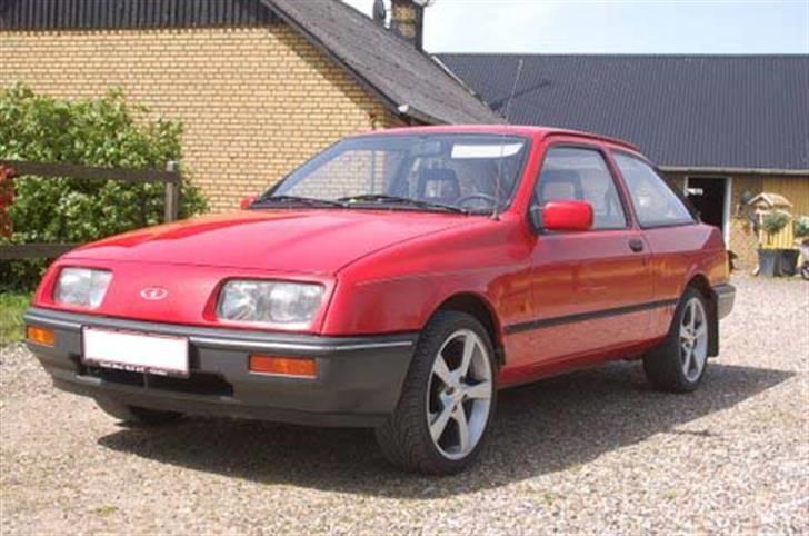 Ford Sierra 1,6 ( SOLGT ) billede 8