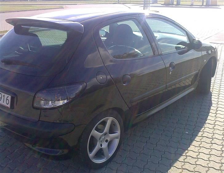 Peugeot 206 XT 1,6 110 HK SOLGT!! billede 3