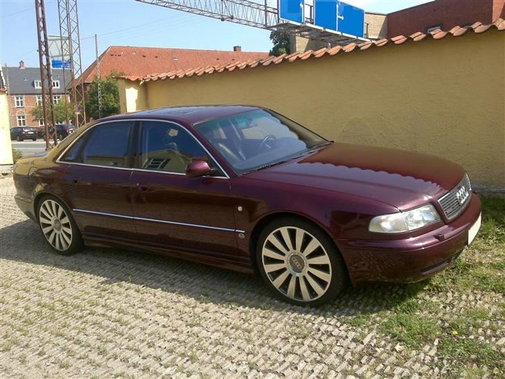 Audi A8 4,2  Quattro Tiptronic billede 1