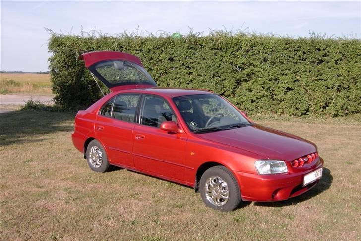 Hyundai Accent 1,5 GLS (SOLGT) billede 7