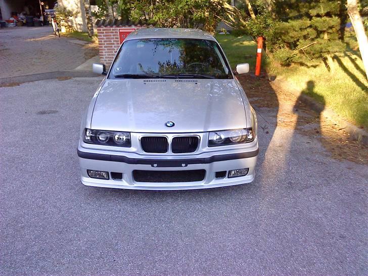 BMW E36 325i coupé billede 6