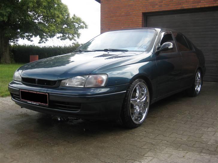Toyota Carina E SOLGT billede 1