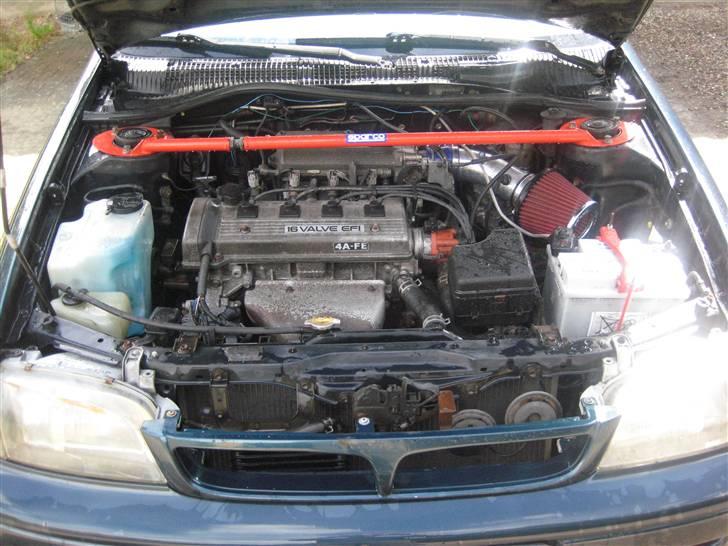 Toyota Carina E SOLGT billede 9