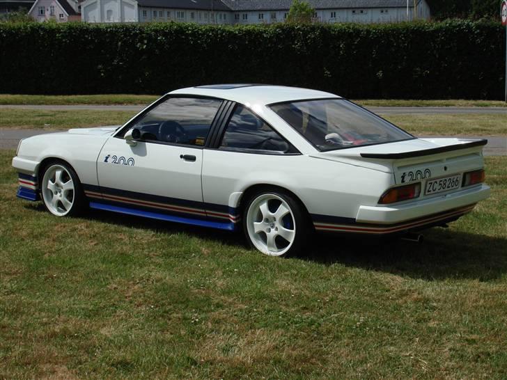 Opel Manta i200 billede 1