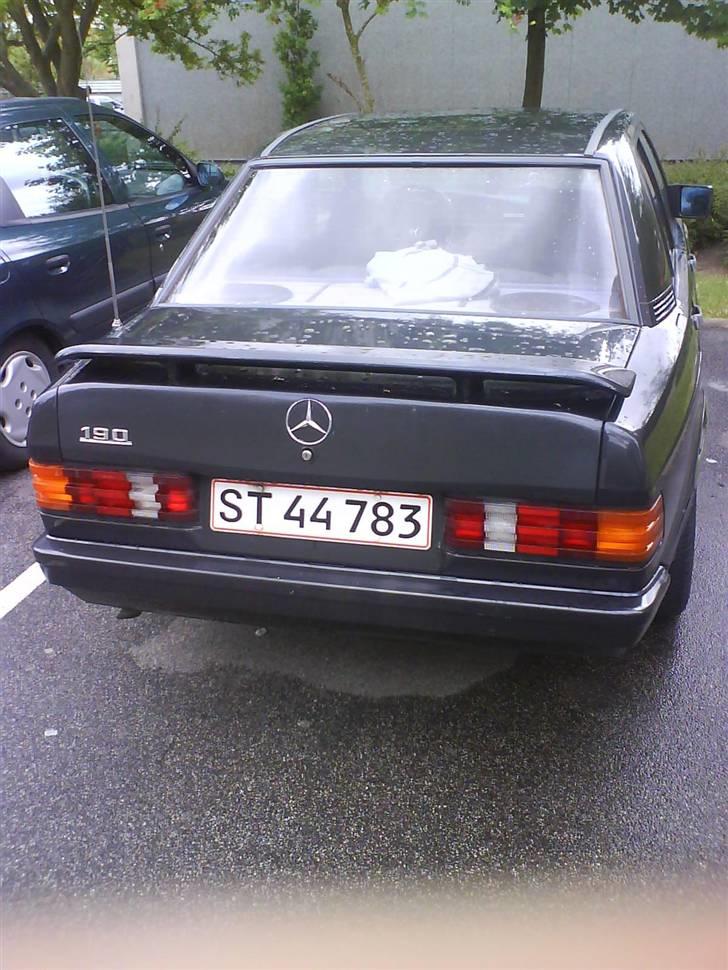 Mercedes Benz 190 BYTTET billede 2