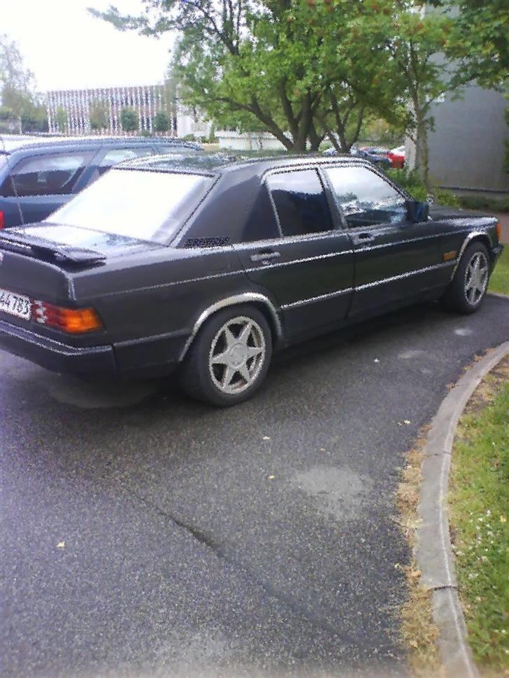 Mercedes Benz 190 BYTTET billede 4