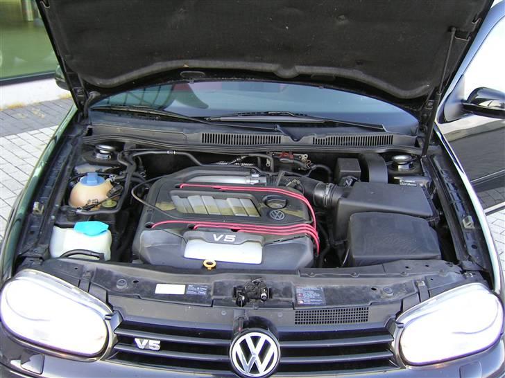 VW Golf 4 2,3 V5 Highline * SOLGT * billede 9