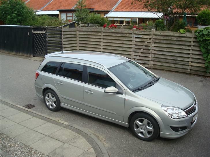 Opel astra h wagon solgt! - da jeg fik bilen:-) billede 5