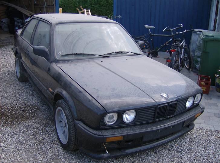 BMW E30 320I billede 2