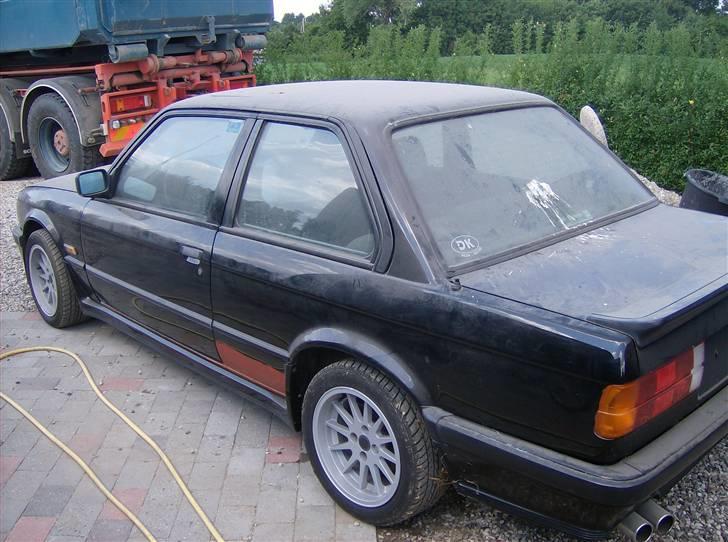 BMW E30 320I billede 5