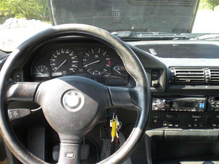 BMW 530i SOLGT billede 5