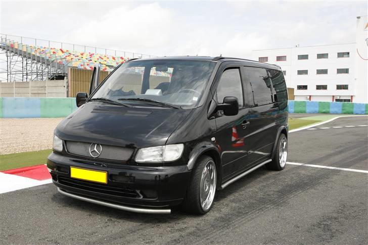 Mercedes Benz Vito 110 TD - Vito På magny-cours billede 2