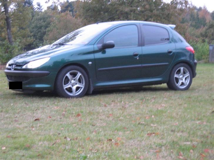 Peugeot 206  INTERCOOLER billede 2