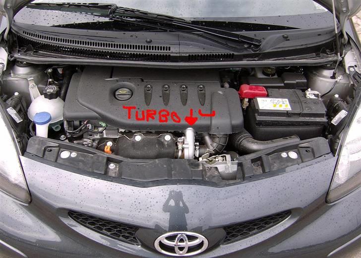 Toyota Aygo + Vsc solgt - en lille men kræft fuld turbo billede 7