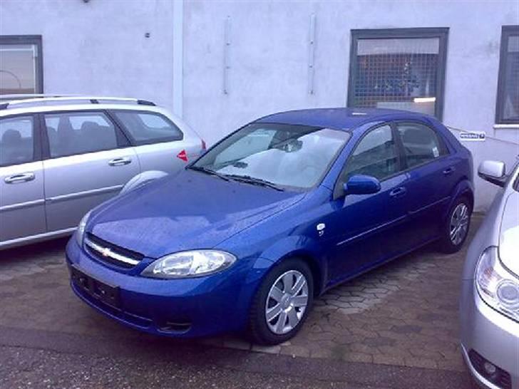 Chevrolet Lacetti sx Street - der holder den hos forhandleren. parat til klargøring. billede 9