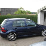 VW Golf TDI GTI solgt