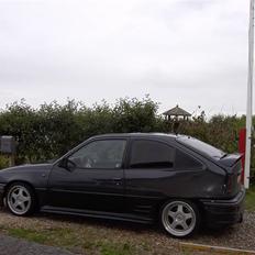 Opel kadett16v champion solgt