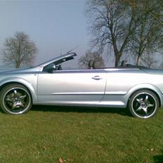 Opel Astra TwinTop