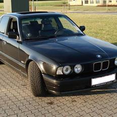 BMW E34 525i