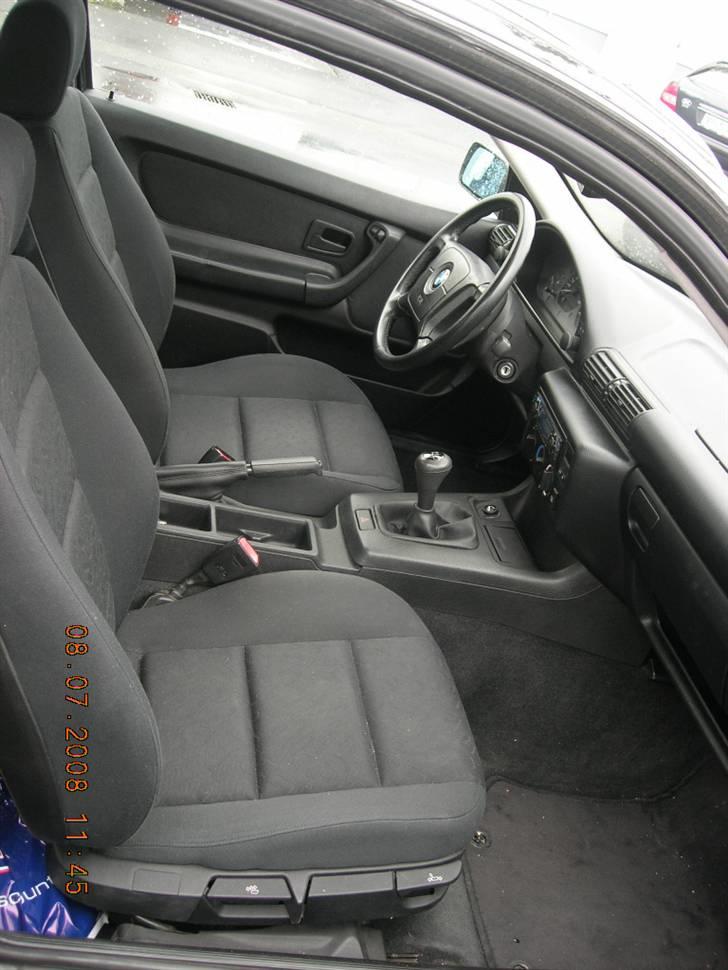 BMW 316i compact -SOLGT- billede 4