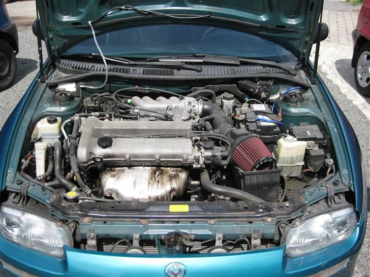 Mazda 323f billede 2