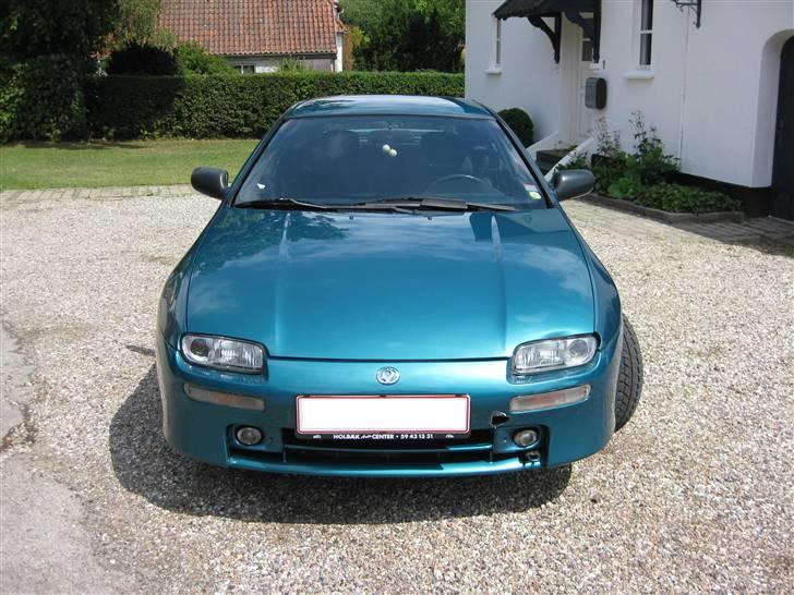 Mazda 323f billede 4