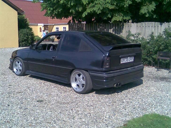 Opel kadett16v champion solgt - ondskyld billedkvaliteten   taget på mobil:( billede 6