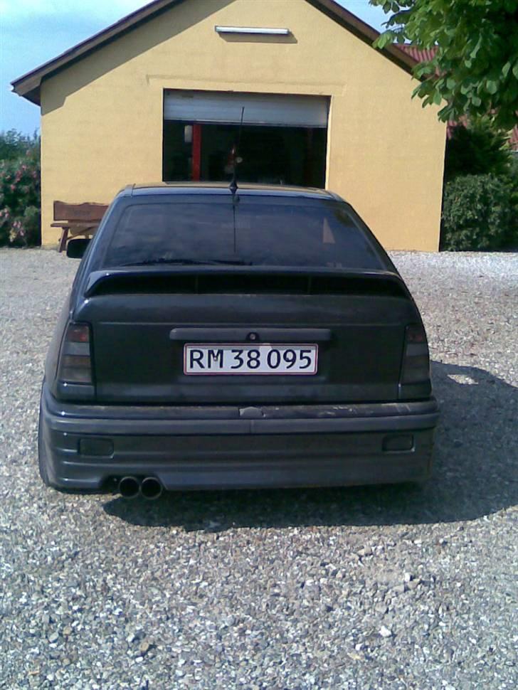 Opel kadett16v champion solgt - ondskyld billedkvaliteten   taget på mobil:( billede 7