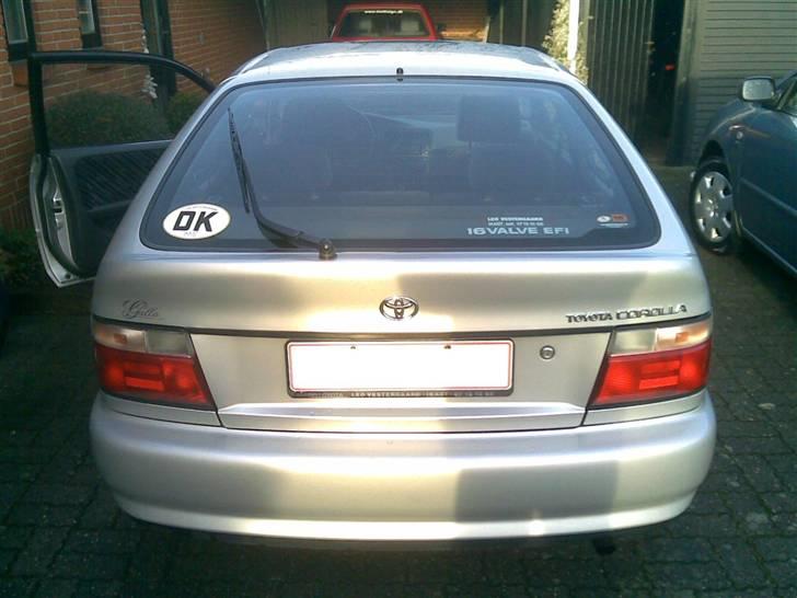 Toyota Corolla 1,3 XLI Galla 3d billede 6