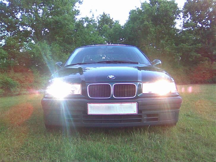 BMW 318i SOLGT billede 6