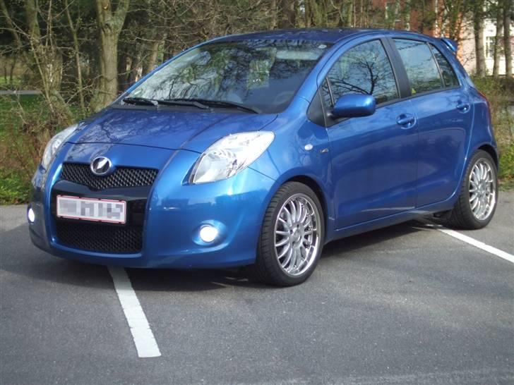 Toyota Yaris 1,4 D4D SOLGT billede 4