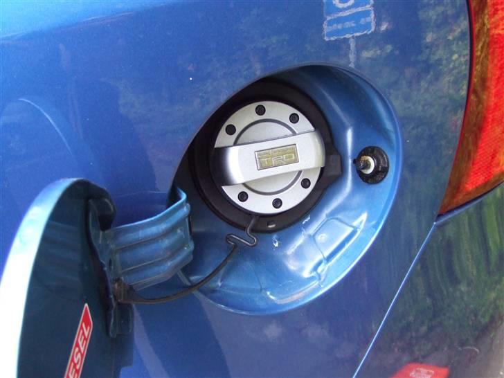 Toyota Yaris 1,4 D4D SOLGT - TRD benzindæksel billede 8