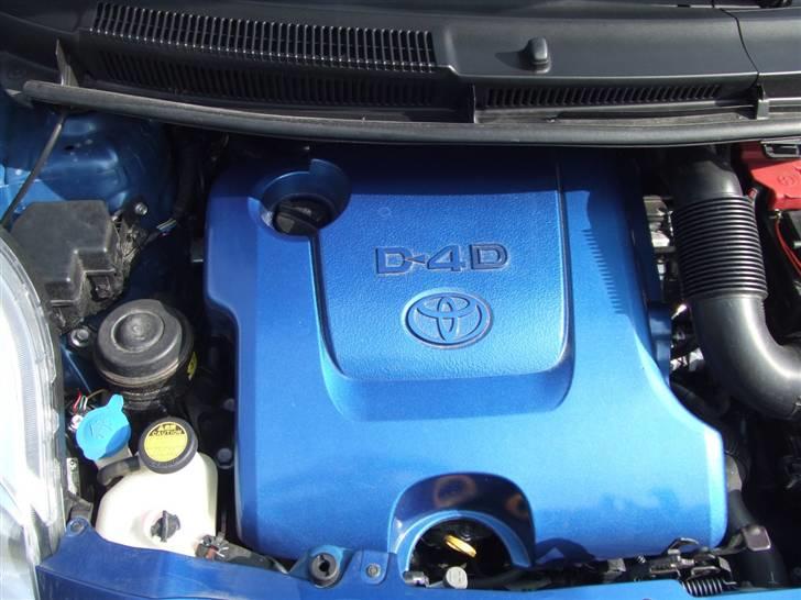 Toyota Yaris 1,4 D4D SOLGT billede 10