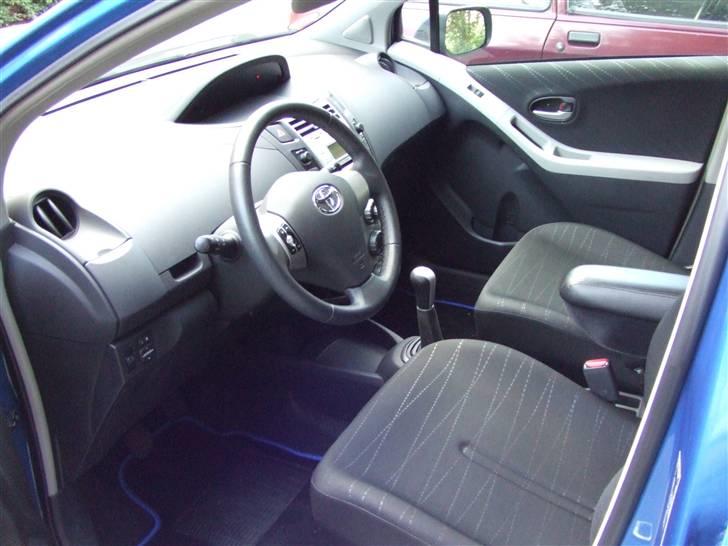 Toyota Yaris 1,4 D4D SOLGT billede 11