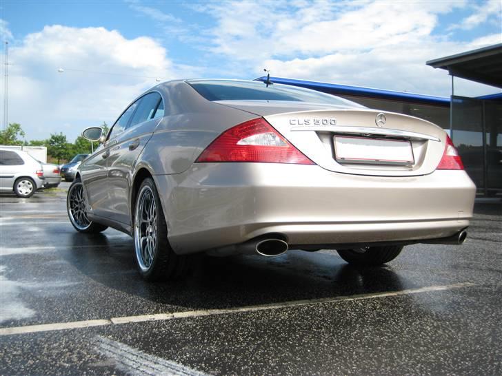 Mercedes Benz CLS 500 billede 3